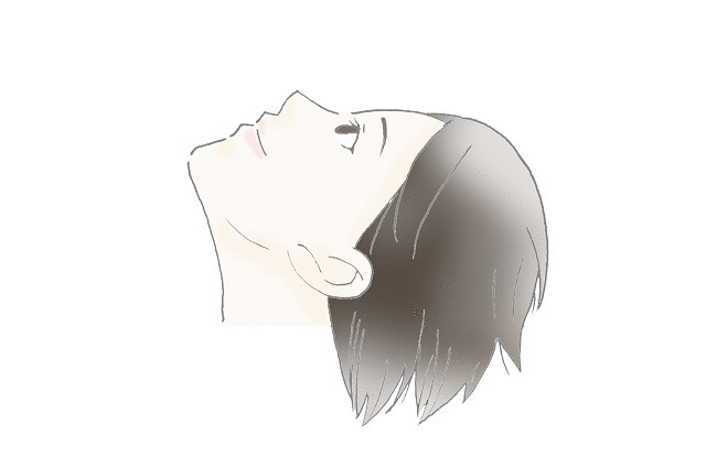 顔をゆっくりと上に向けて、天井と水平になるところで止めます。下唇を天井に向かって突き出し、さらに上唇も突き出したところで5秒間キープします。