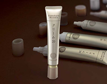 ���v�E���j