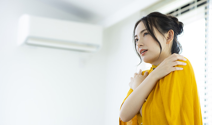 夏の冷え性の原因とは?自分でできる予防・対策法を紹介