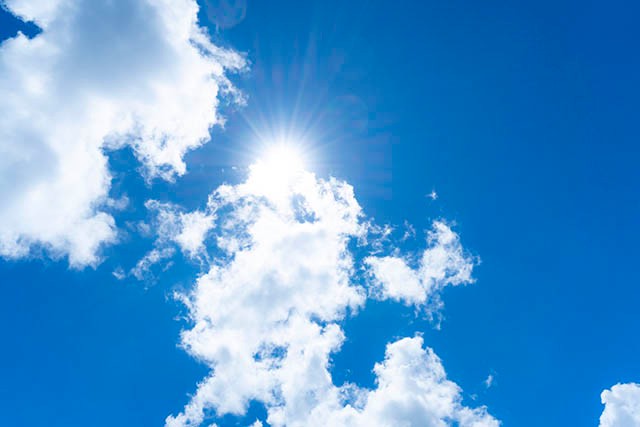 夏のスキンケアは保湿が大切!夏の肌が乾燥する原因やスキンケア方法を紹介