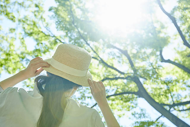 正しいUVケアのやり方って?UVケアの重要性やUVケアのやり方を紹介