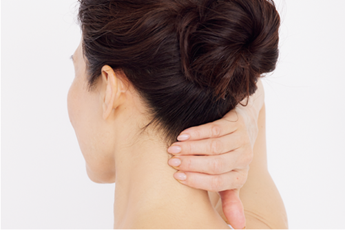 ���舳�������Ă���l�q