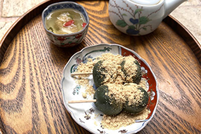 よもぎ白玉団子