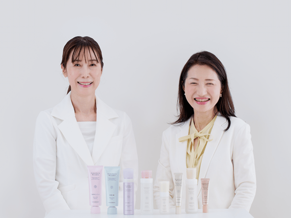 【50代美肌社員】目元・口元のケア方法とは?記事画像