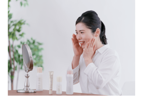 【驚異の42歳!】美肌社員が実践するお手当てとは?記事画像