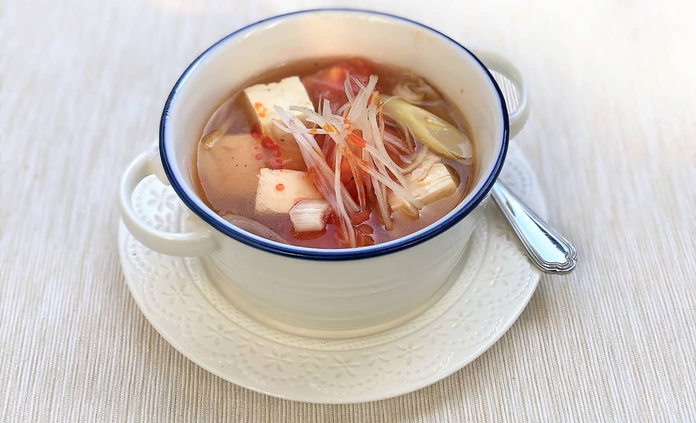 朝の温活で気持ちの良いスタートを！「トマトと豆腐の酸辣スープ」